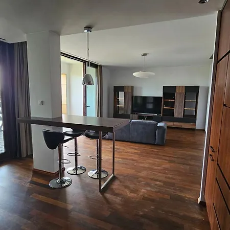 Appartamento Leopoldinum, 90m2, Stare 600 M, Parking *