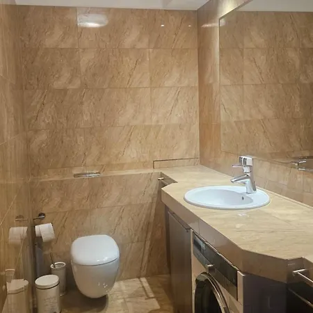 Appartamento Leopoldinum, 90m2, Stare 600 M, Parking